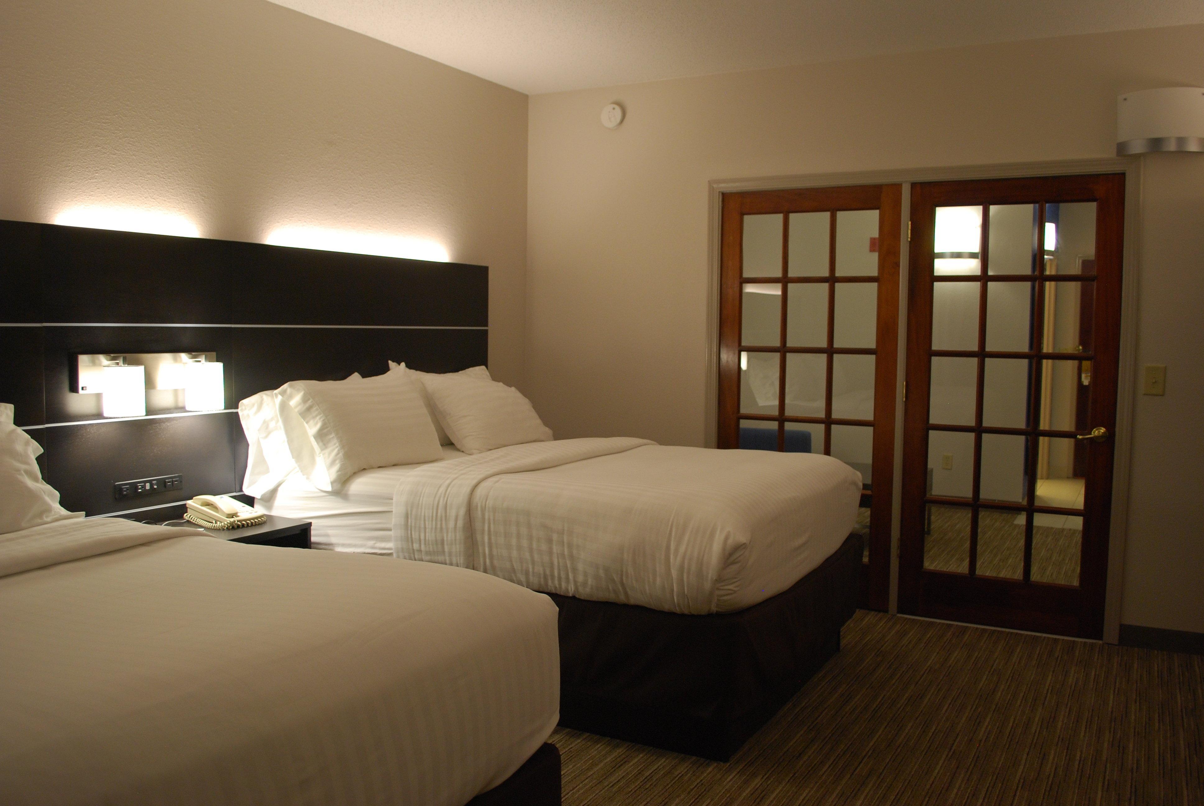 Holiday Inn Express Hotel & Suites Kingsport-Meadowview I-26 By Ihg Buitenkant foto