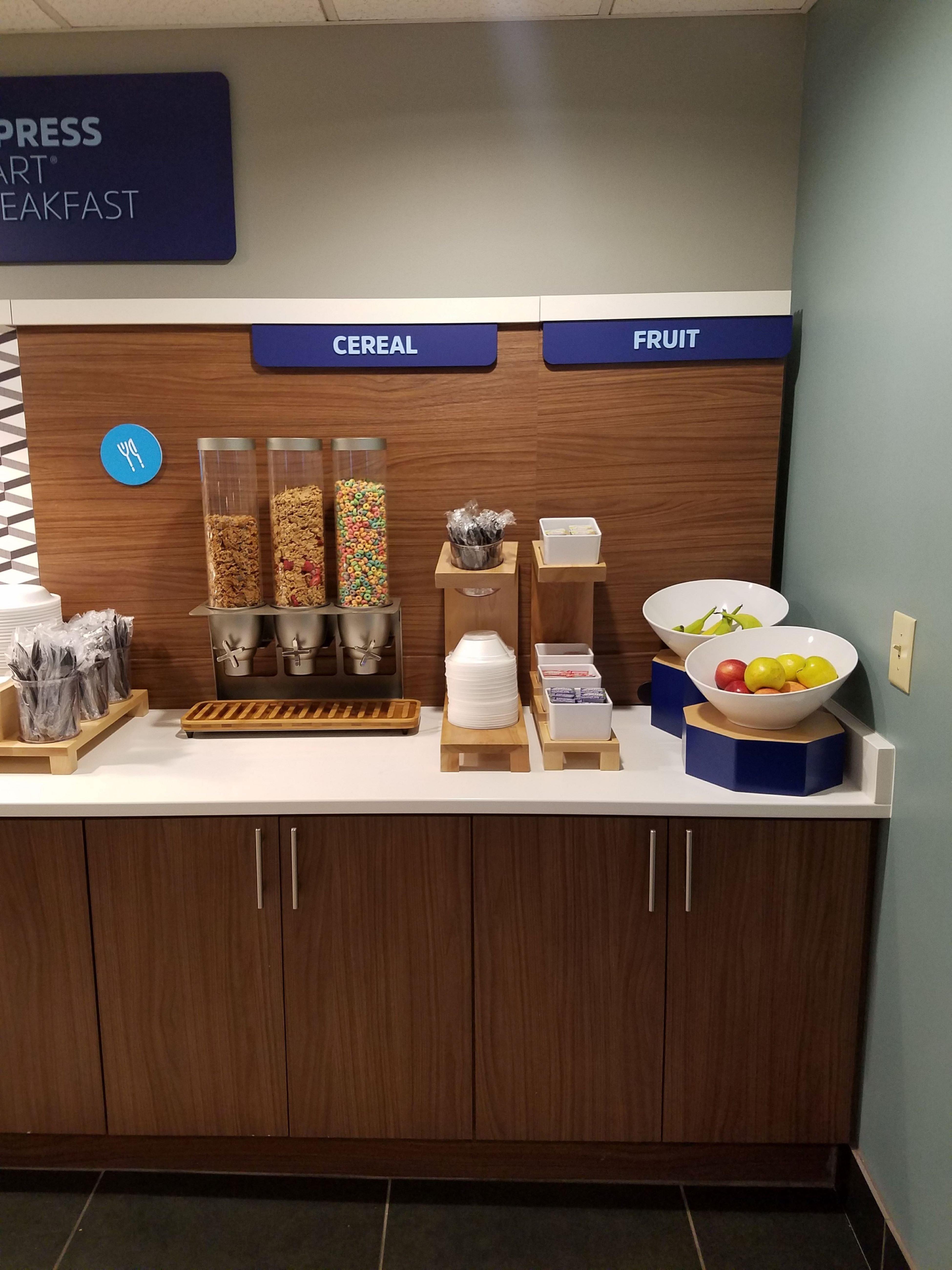 Holiday Inn Express Hotel & Suites Kingsport-Meadowview I-26 By Ihg Buitenkant foto