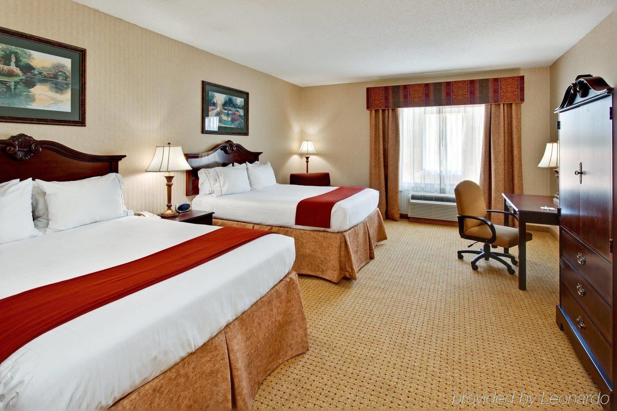 Holiday Inn Express Hotel & Suites Kingsport-Meadowview I-26 By Ihg Kamer foto