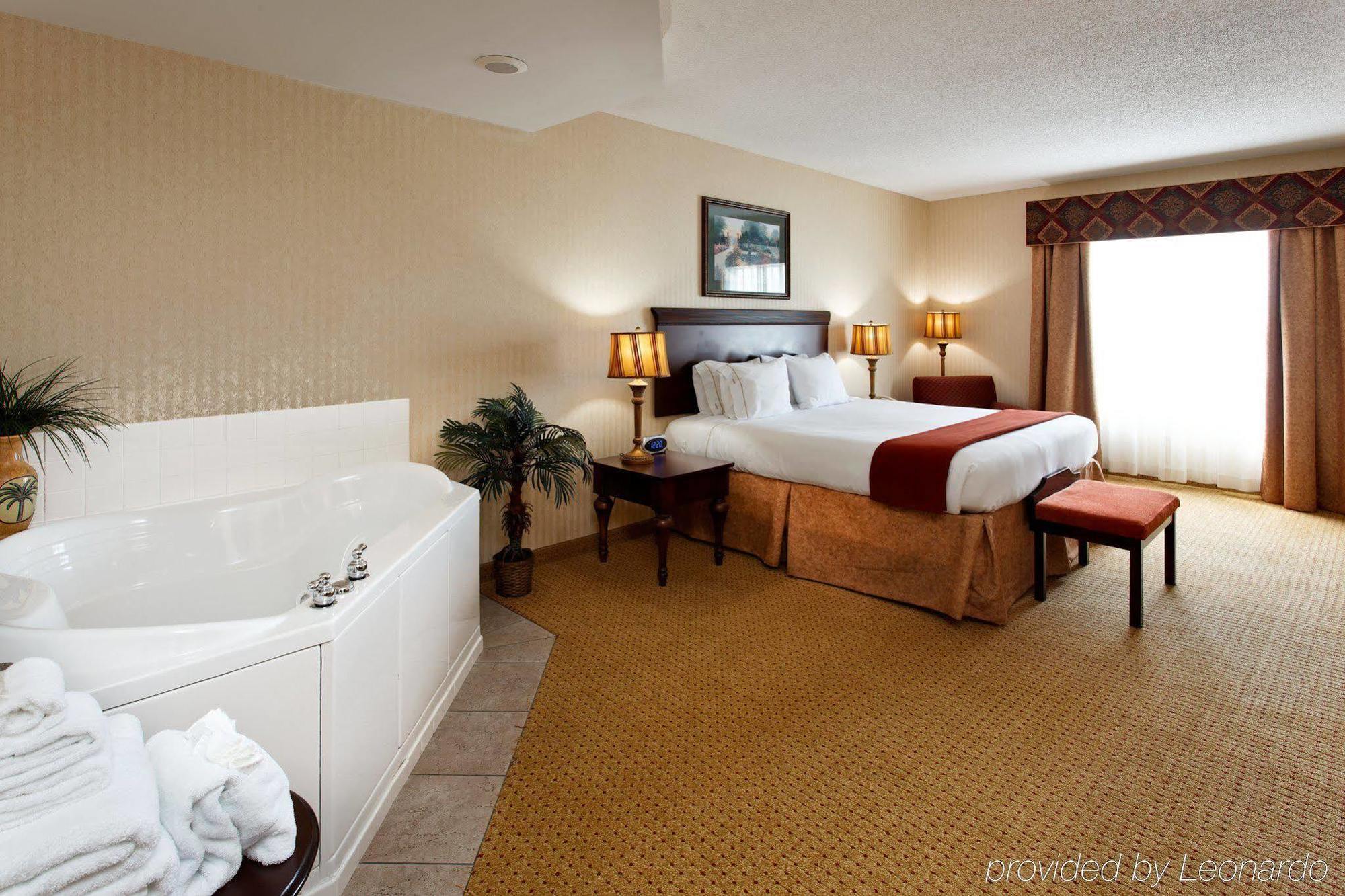 Holiday Inn Express Hotel & Suites Kingsport-Meadowview I-26 By Ihg Buitenkant foto